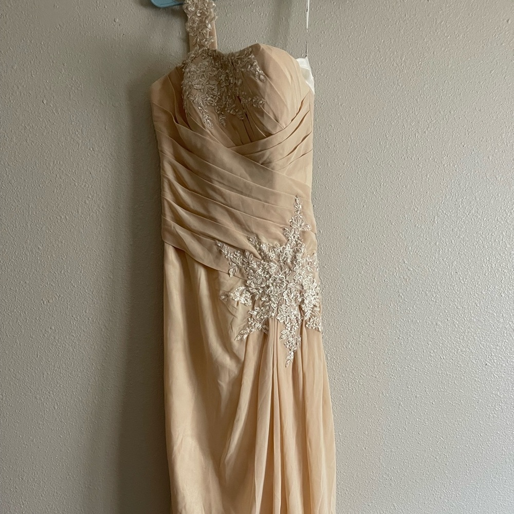 Floor length cream prom dress